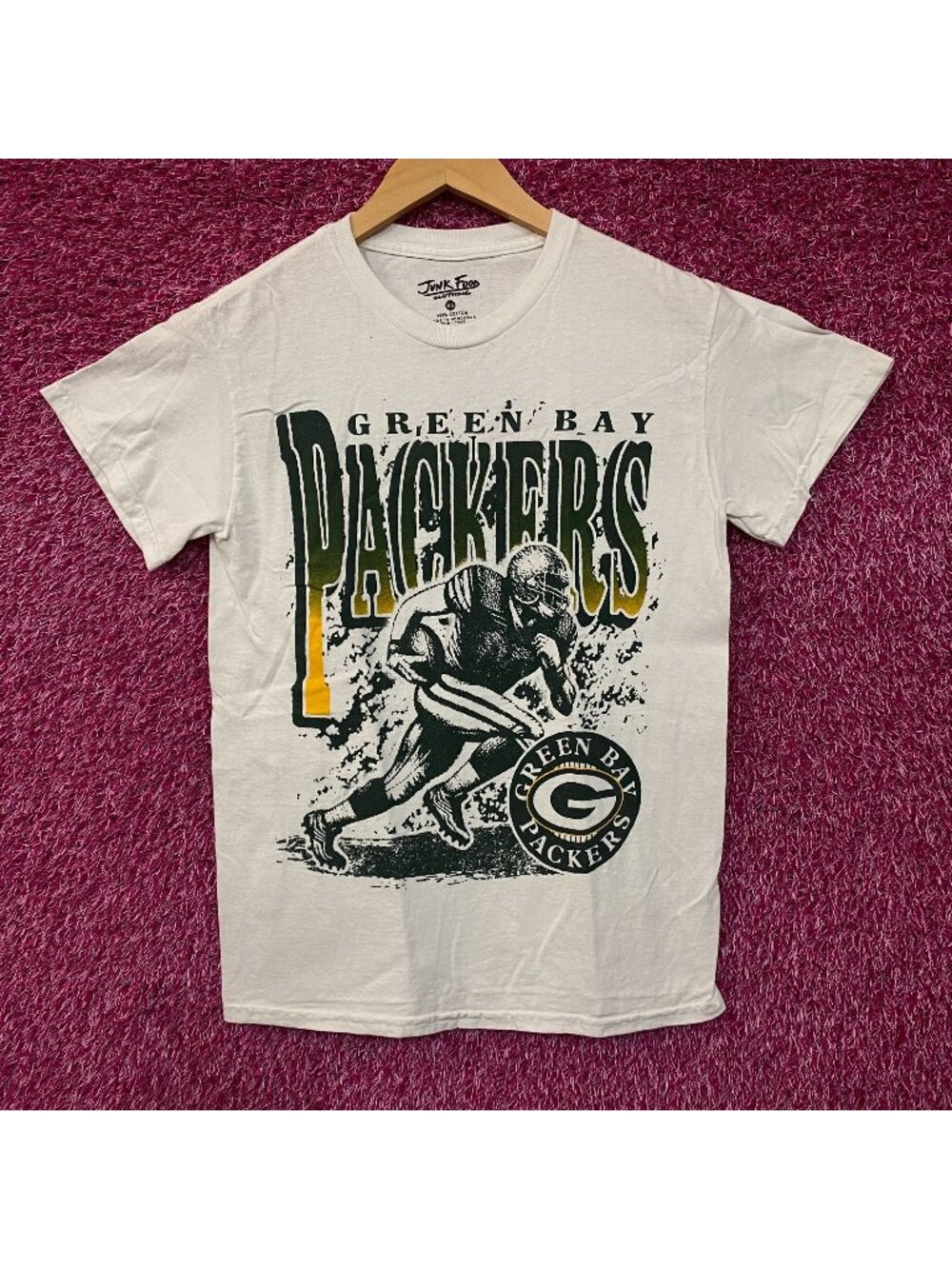 Junk Food Clothing Green Bay Packers Rushing Flea Market T-Shirt XS
